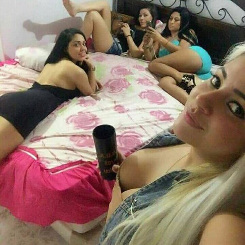 MTG-BOTA PRA MAMAR NO UBER-MC´S BOBILOUCO,SMOUKI,MRBIM.mp3