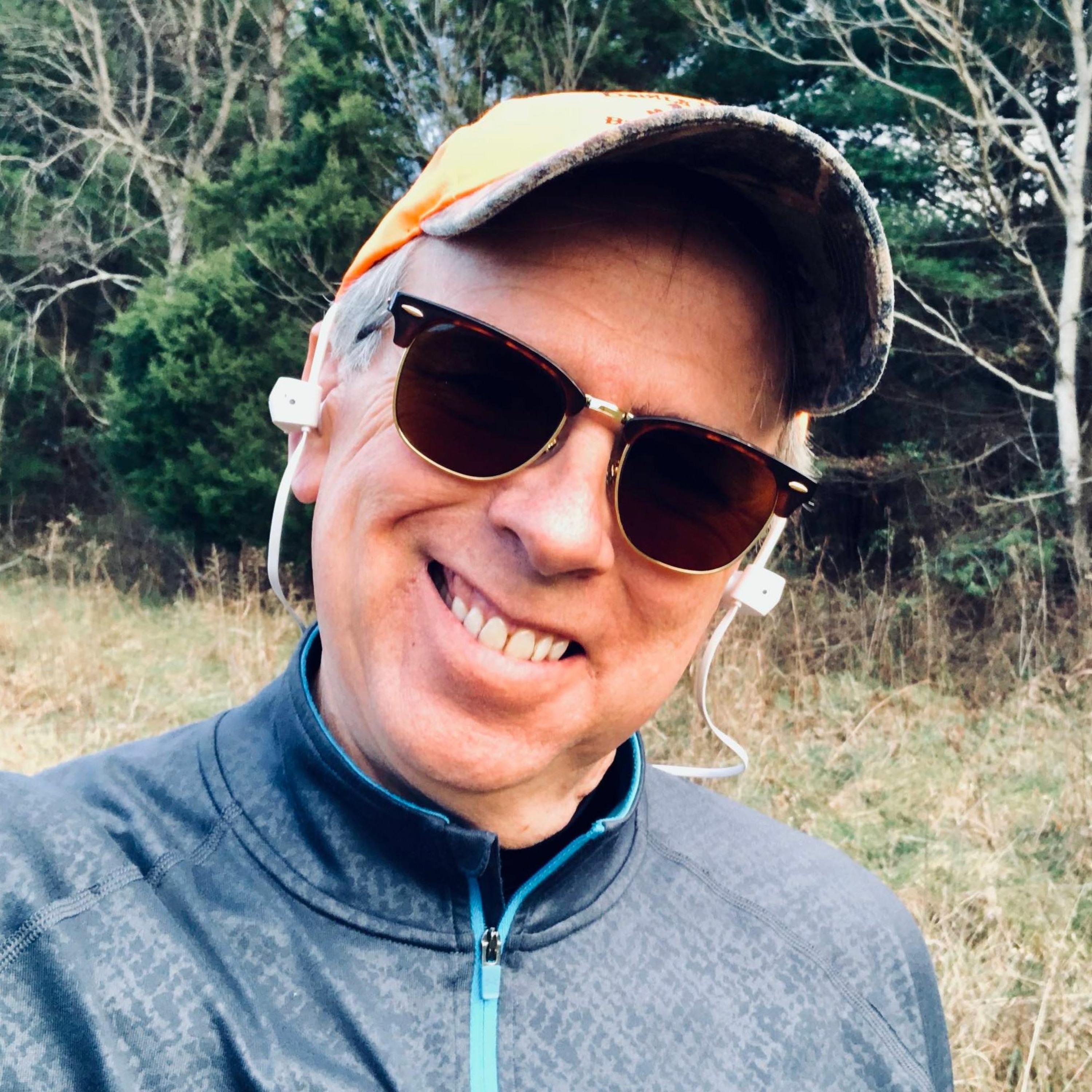 Monday : 12.18.17 : Mostly Sunny & Very Mild : Generally Mild Week Ahead : Becerra Lawncare Update episode artwork