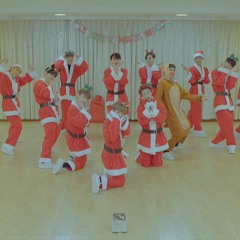 SEVENTEEN - SHOW ME YOUR LOVE (X-MAS SPECIAL STAGE)