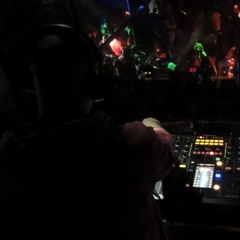 Weekend Beats by Fabry Carrasco - 16.12.17