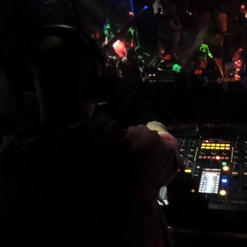 Weekend Beats by Fabry Carrasco - 16.12.17