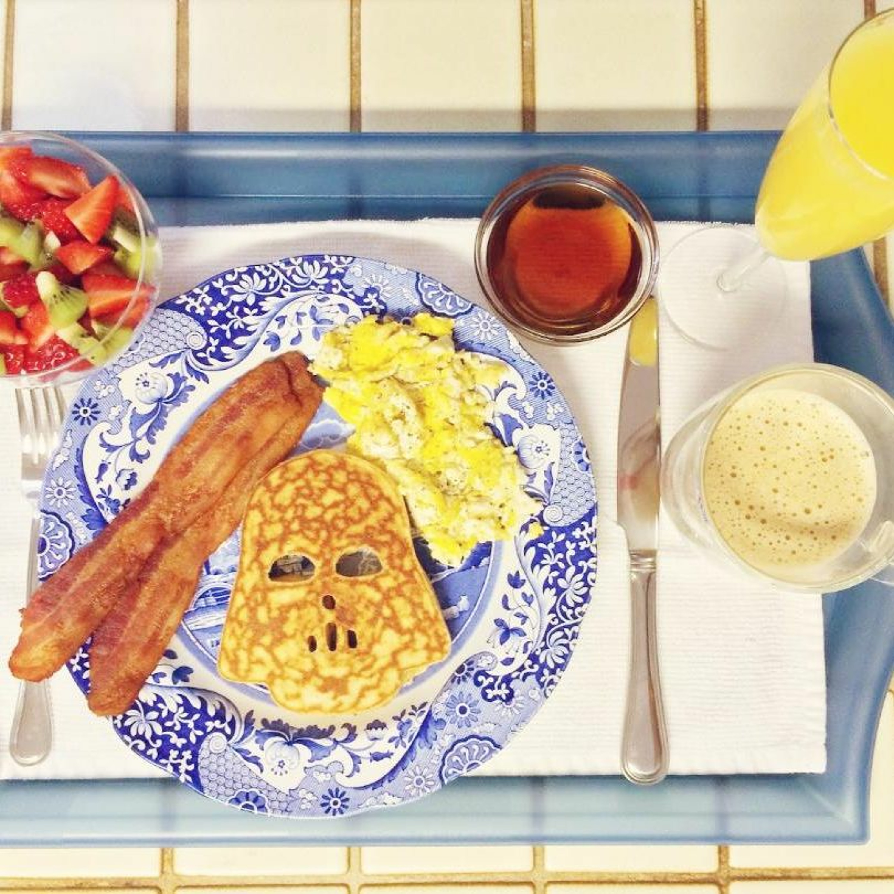Hollywood Over Brunch Episode 2 episode artwork