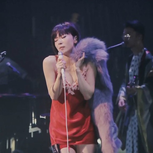 Listen to [Live] 椎名林檎 - ブラックアウト (Sheena Ringo