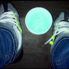 Яelly Vegas  - GOTTA BE