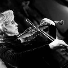 Osvaldas Balakauskas: Rain for Cracow (1991) for violin and piano