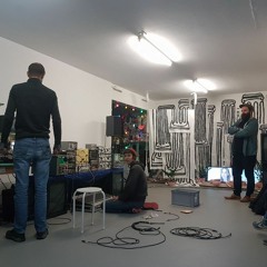 LOKAL-INT live feat. Synkie