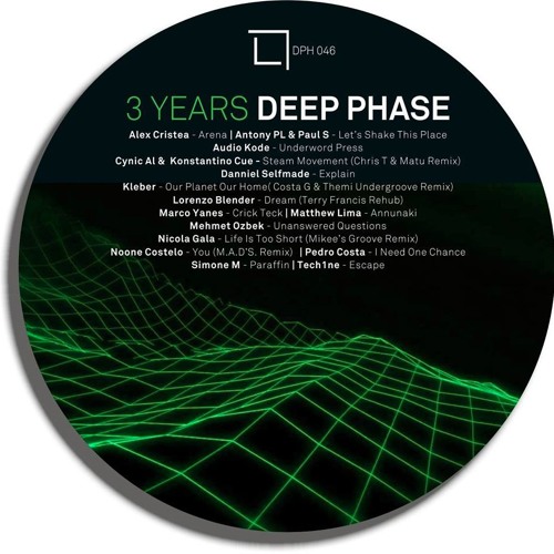 DPH046: 3 YEARS DEEP PHASE - V.A.