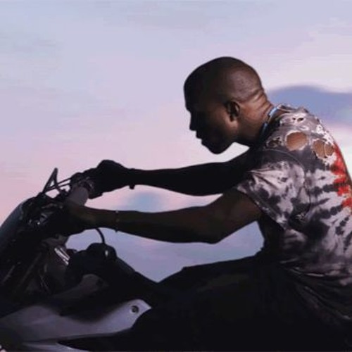 Kanye starts his Motorbike