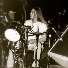 monster's red harmonica-bb