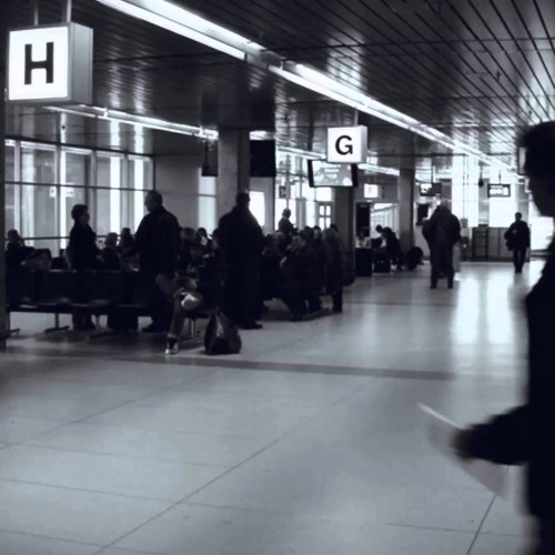 Maurus & Erkiu - Departure Lounge (D&B Remix)