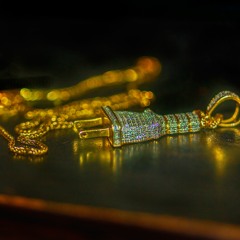 All in my pendant ft luckdon, and maseratic ric