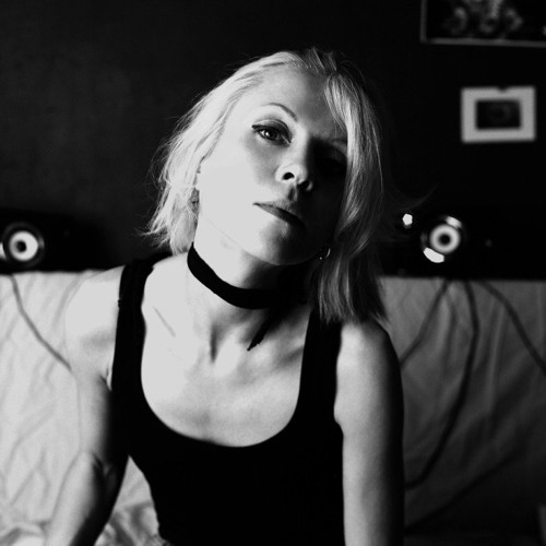 Stream Total - Бьет По Глазам (Alex Radionow Remix) By Алекс Рили.