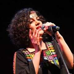 حنة الحاج حسن -‫إذا الشمس غرقت - مُر الكلام