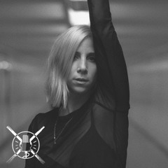 Phoro exclusiva para The Warehouse Radio