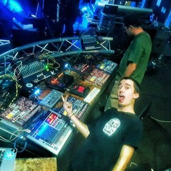 Toto // Cuzco  live @ PTR (usine Geneve ) 22/12/2017