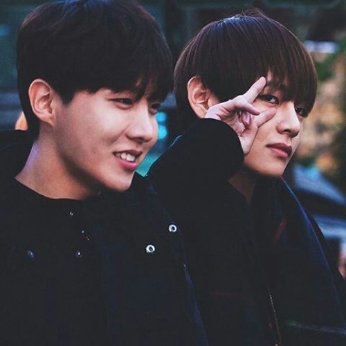 taehyung & hoseok - hug me (3D empty arena)