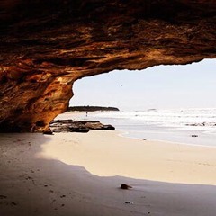 Caves Beach