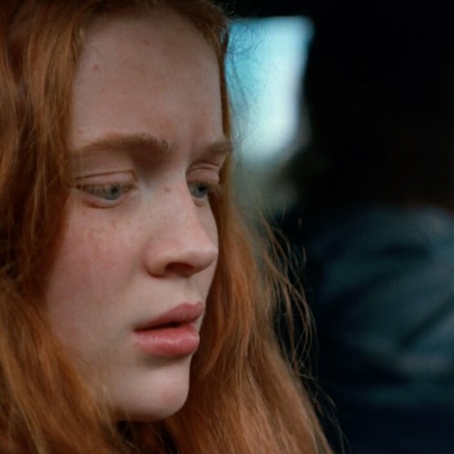 Max Sings A Song (Stranger Things Parody)