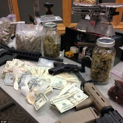 Twan Money Ft. PakMan-I AM DA PLUG