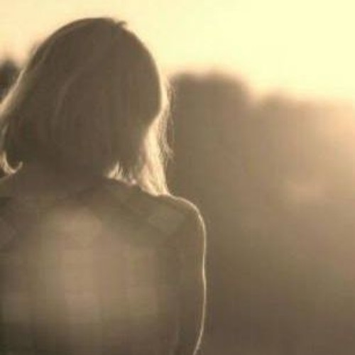 من طرف واحد _الشاعر احمد ناجي _اهداء لكل بنت حبت من طرف واحد