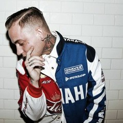 FASHION WEEK - BLACKBEAR (REMIX)