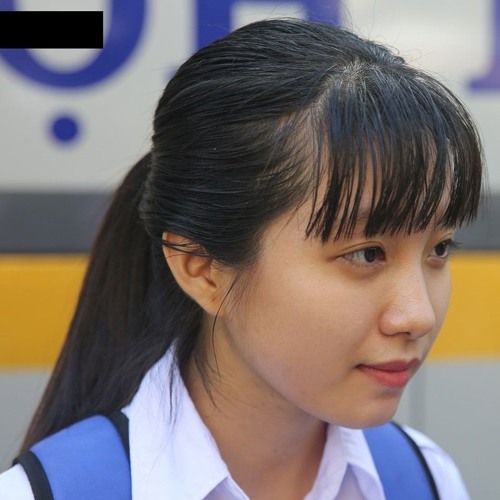 Chợt nghe bước em về