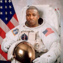 GUCCI IN '09 (co-prod. Silas)