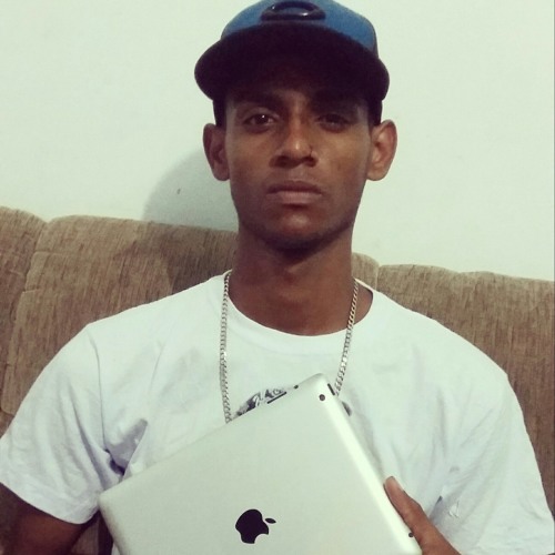 MC'S GW E GEDAI. REBOLA A XERECA QUE O PAI SE AMARRA (DJ CLEYTIN)