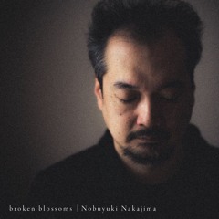 Espejismo (elegante con moto)