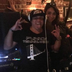 Sunday Morning Spins - LIVE @ Monroe NYE 12-31-17