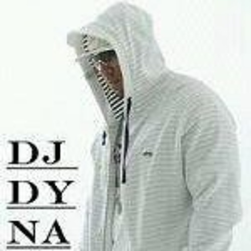 Dj Dynamite Los Gigolos - Eres Bonita - Zion & Lennox
