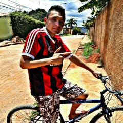 Hugo CNB - Medley Terrorista (Vídeo Clip Oficial).m4a