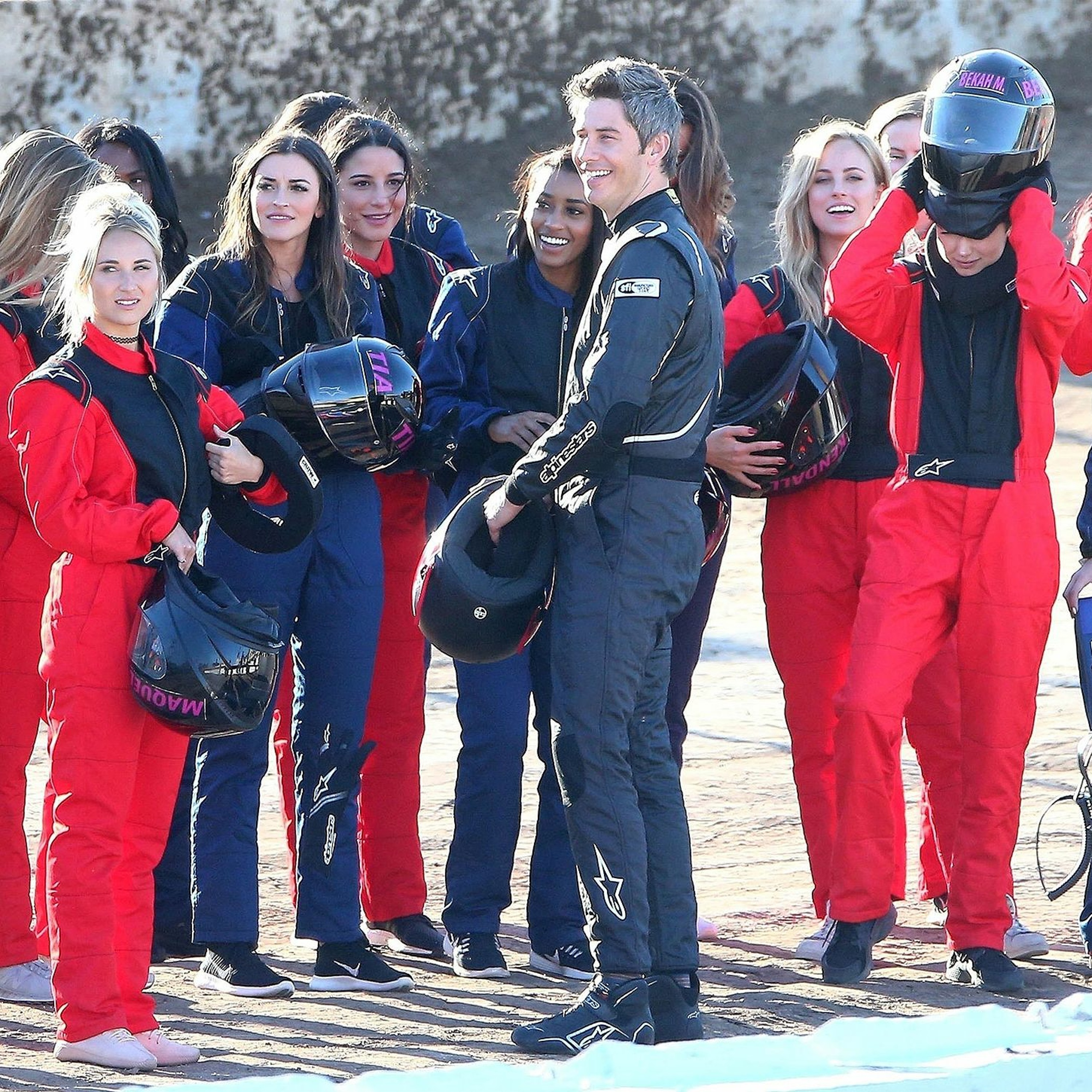 Bachelor 22 / Episode 2 - Louboutins, Parents & Demolition Derby thumbnail