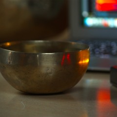 Profund (Deep) | Nine Tibetan bowls and electronics