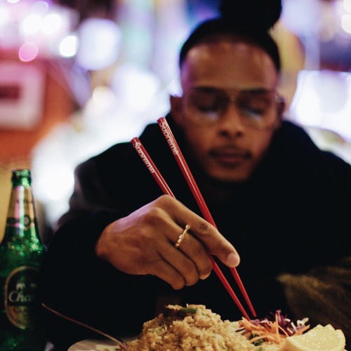 Walk Around (Prod. by G.Bliz and johnnyboy)