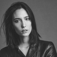 Amelie Lens - In Silence [Buy => Free Download]