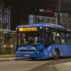éjszakai busz