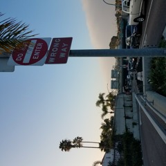 Happy Friday!!! Randon talk (interview, reading filled weekend, new short story)