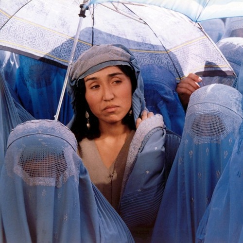 At Five In The Afternoon (Samira Makhmalbaf, 2003).avi_005928120 (1).wav