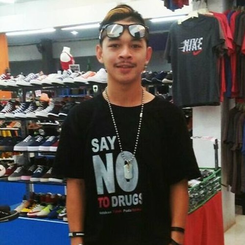 DJ CHYMEL Ft. RENO GOYANG MAMBO MANTAP JIWA TERBARU 2018