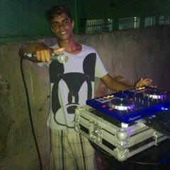 Set 004 pre podcast beat castelar vs baile do rola vs beat do hu((DJ GT))