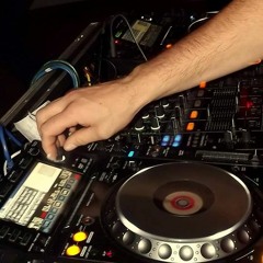 Piraci Z Karaibów ( AlexDeeJay Version )