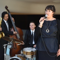 A Moment's Notice Quartet - Someone In Love