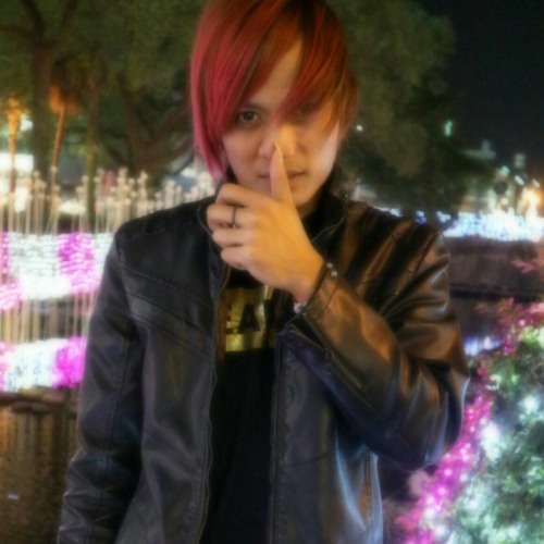 Stream 六哲 畢竟深愛過 動態歌詞版mv Mp3 By Shentana Listen Online For Free On Soundcloud