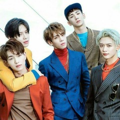 SHINee ~Replay.mu~ (Acoustic ver. Guitar from Taeyeon 11:11) R.I.P Jonghyun <3