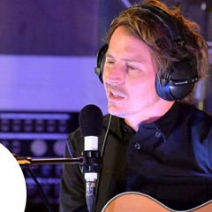 Ben Howard - Figure8  (BBC Radio 1 Live Lounge)