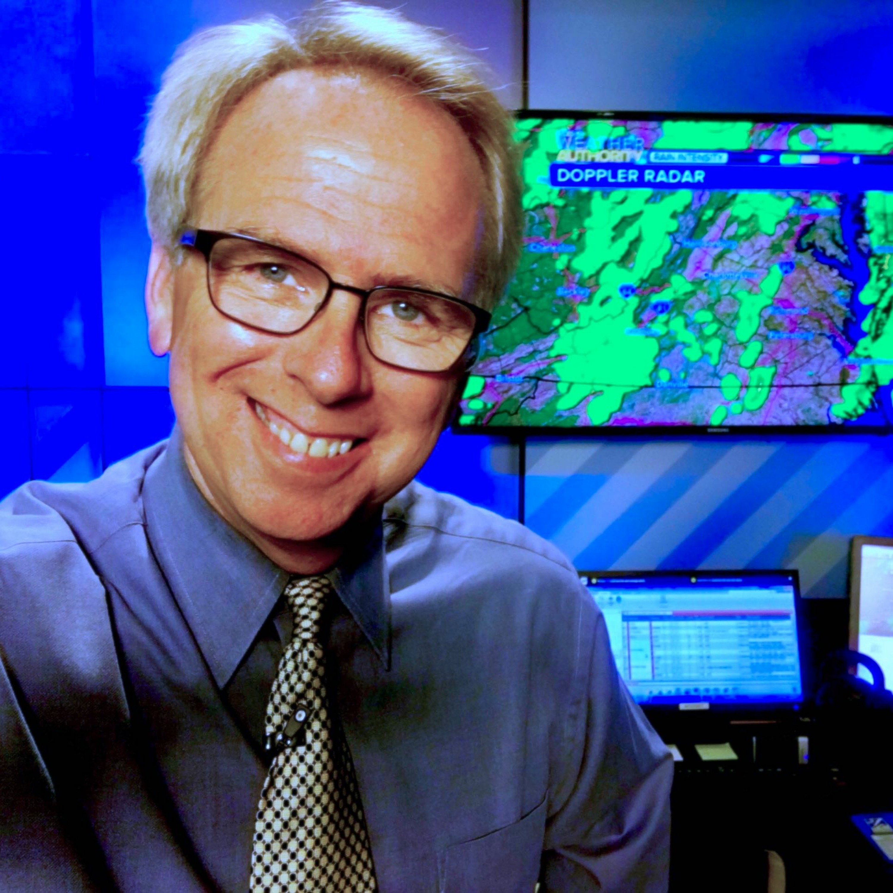 Monday : 1.29.18 : AM Snow Mix? Then Showers : Becerra Lawncare Update episode artwork
