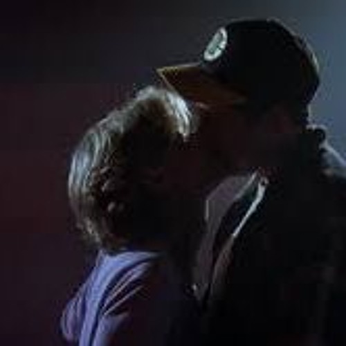 What?! Friends listen to Endless Love in the dark...