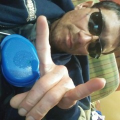 Decaticated to benito....if you keep beaf; shes going to drize you crazy