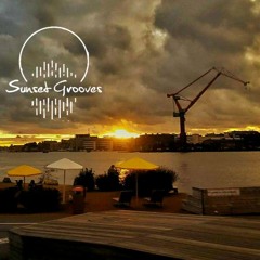 Sunset Grooves Podcast #111 - Högt I Tak